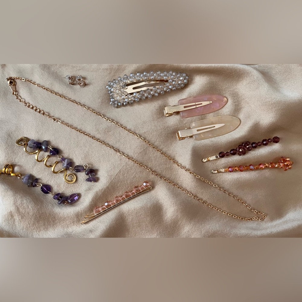 Bundle of Jewelry